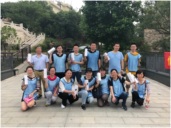 【2018年5月刊第八期】情獻大(dà)衆,志(zhì)淩雲端 【2018年5月刊第八期】情獻大(dà)衆,志(zhì)淩雲端